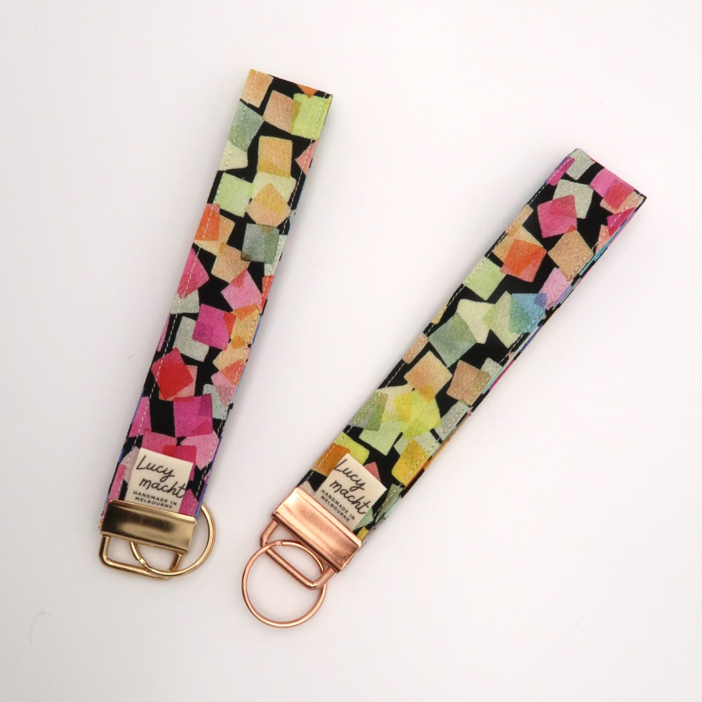 Schwarzes Squarefetti - Schlüsselanhänger-Armband
