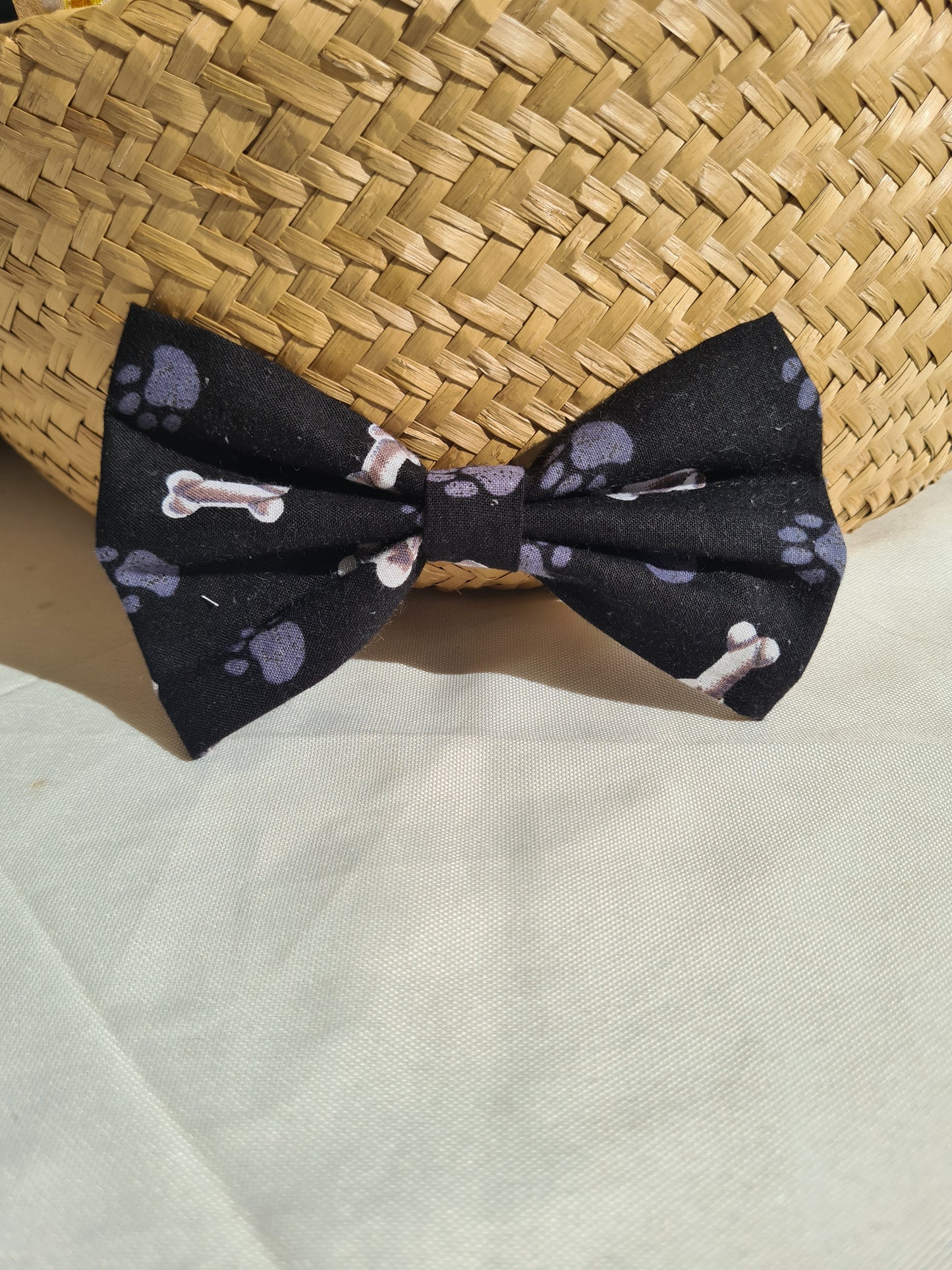 Bones and Paws - Pet Bow Tie
