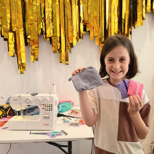 TUES 8/7 | Sew with Zippers! | 10-1PM Kids / Families | 3 HR WORKSHOP