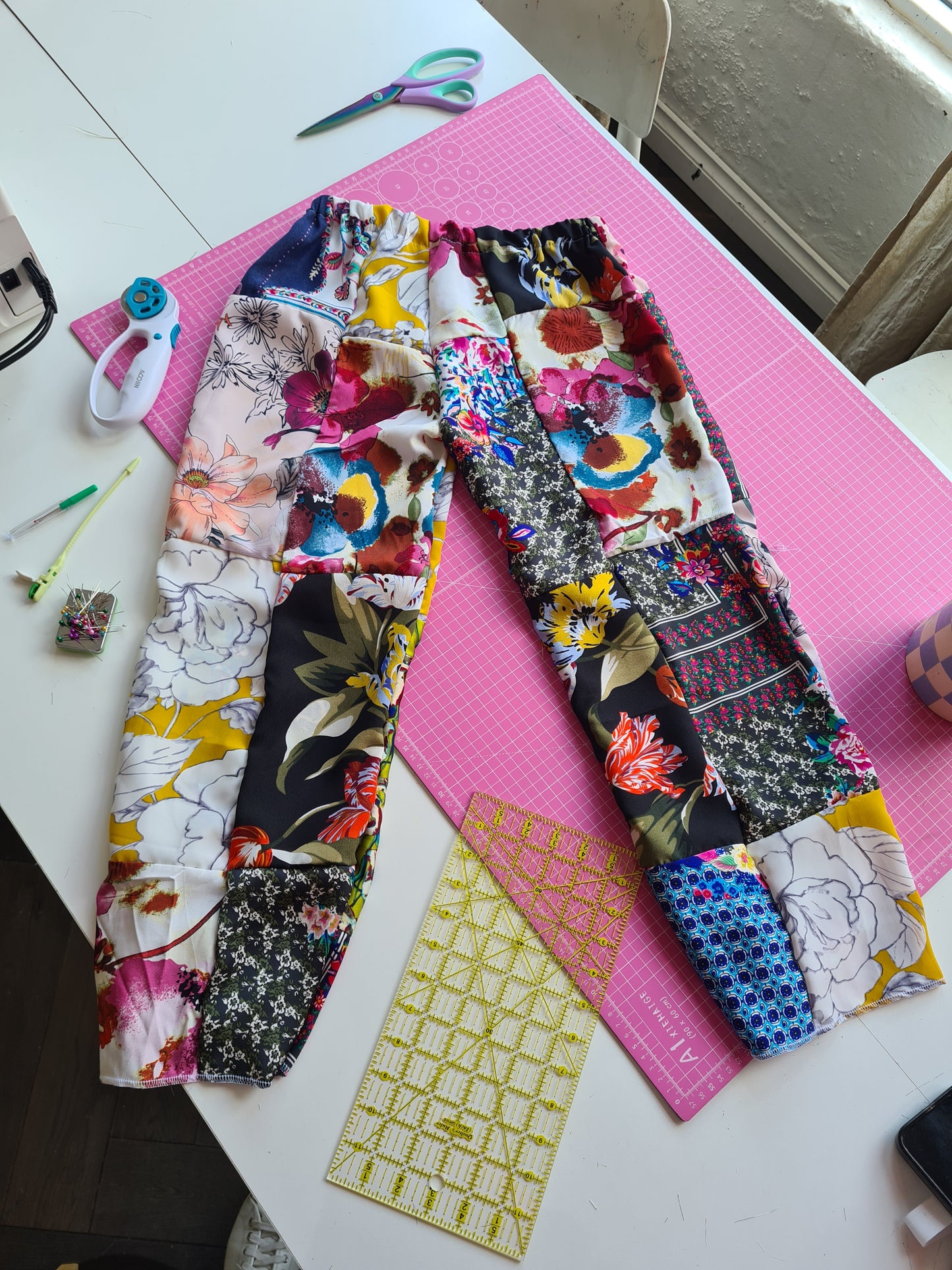 Tap Out Sewing | 7 - 9PM ADULTS ONLY | Tuesdays &/OR Wednesdays | 2 HR SESSION